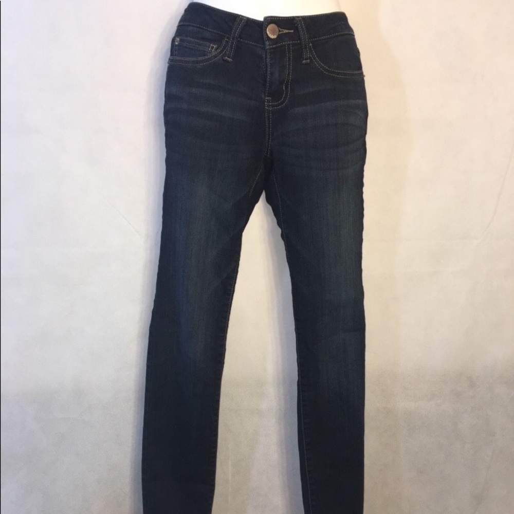 Skinny Jeans - Picture 1 of 6